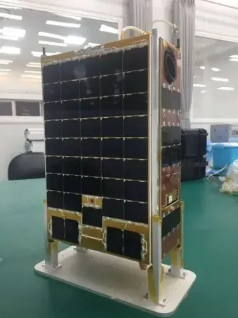 Rigid Solar Array for Spacecraft - High Stiffness & Fast Expansion