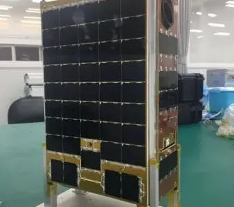 Rigid Solar Array for Spacecraft - High Stiffness & Fast Expansion