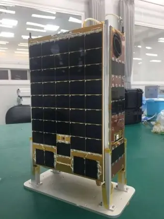 Rigid Solar Array for Spacecraft - High Stiffness & Fast Expansion